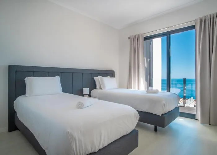 Coco Tangalla Prazeres